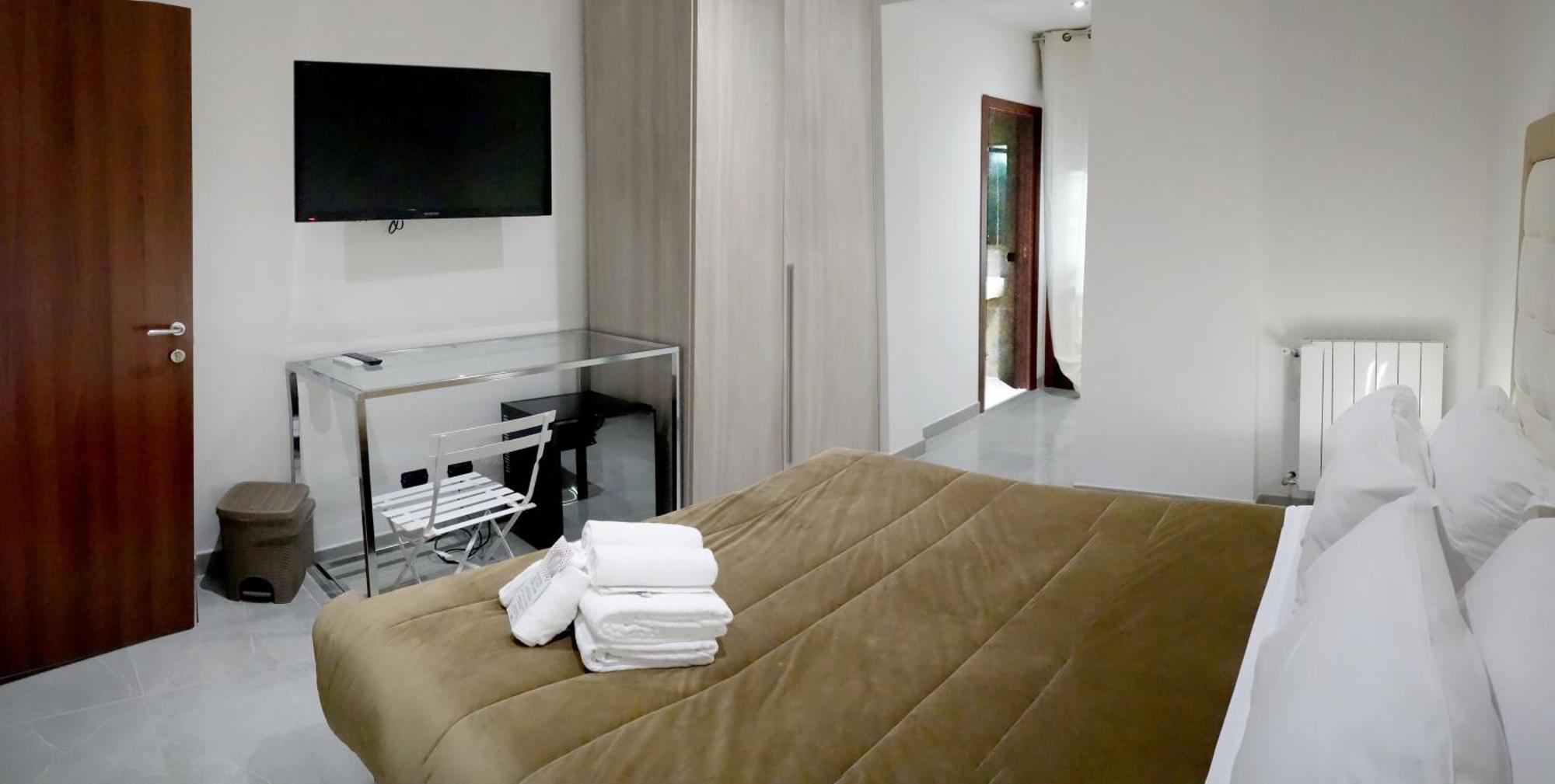 La Fiera Guesthouse ฟิวมิชีโน ภายนอก รูปภาพ