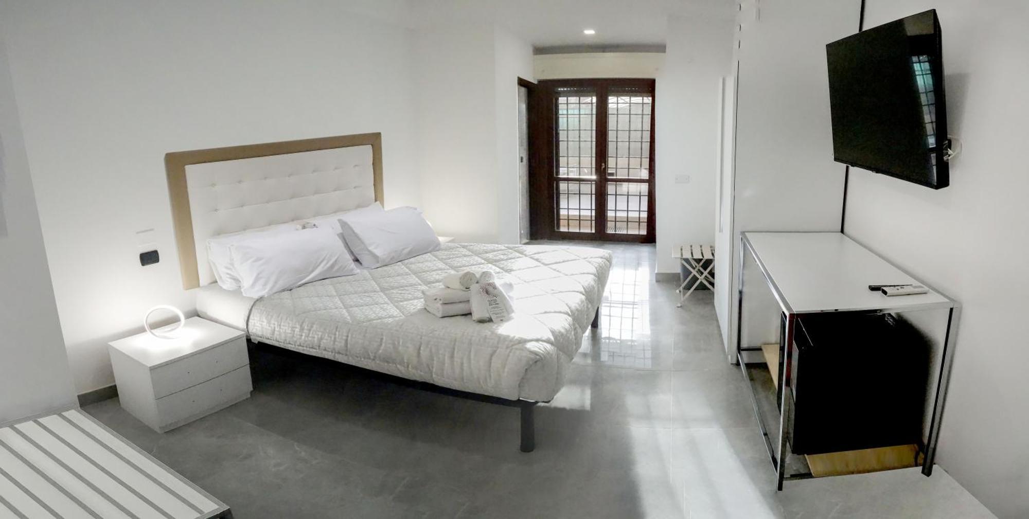 La Fiera Guesthouse ฟิวมิชีโน ภายนอก รูปภาพ